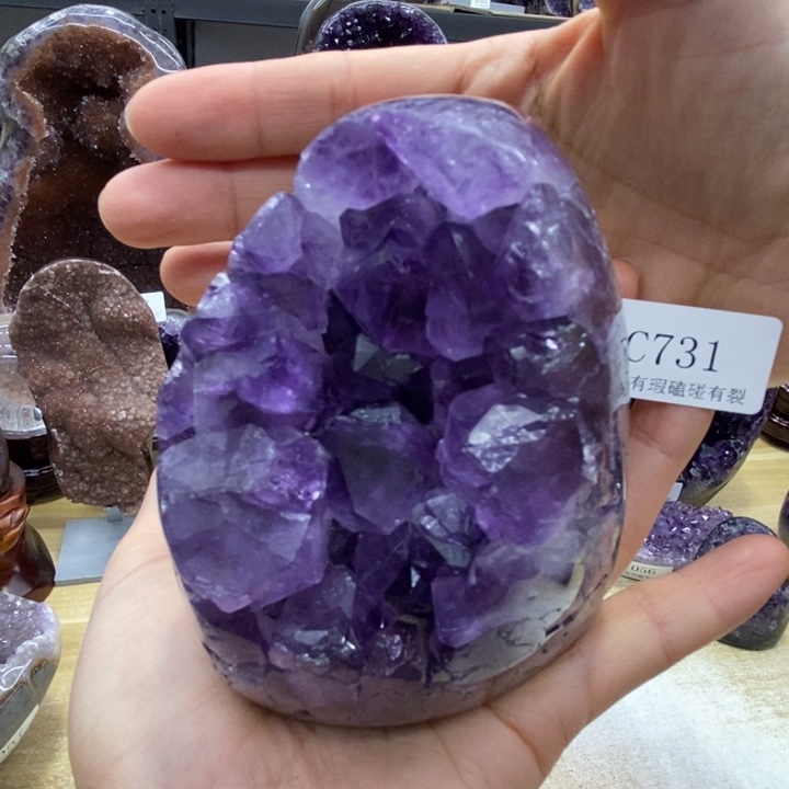 紫晶大型摆件（非配饰）未镶嵌