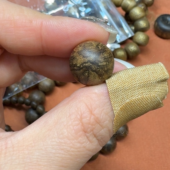 大叶紫檀（黑酸枝木类）