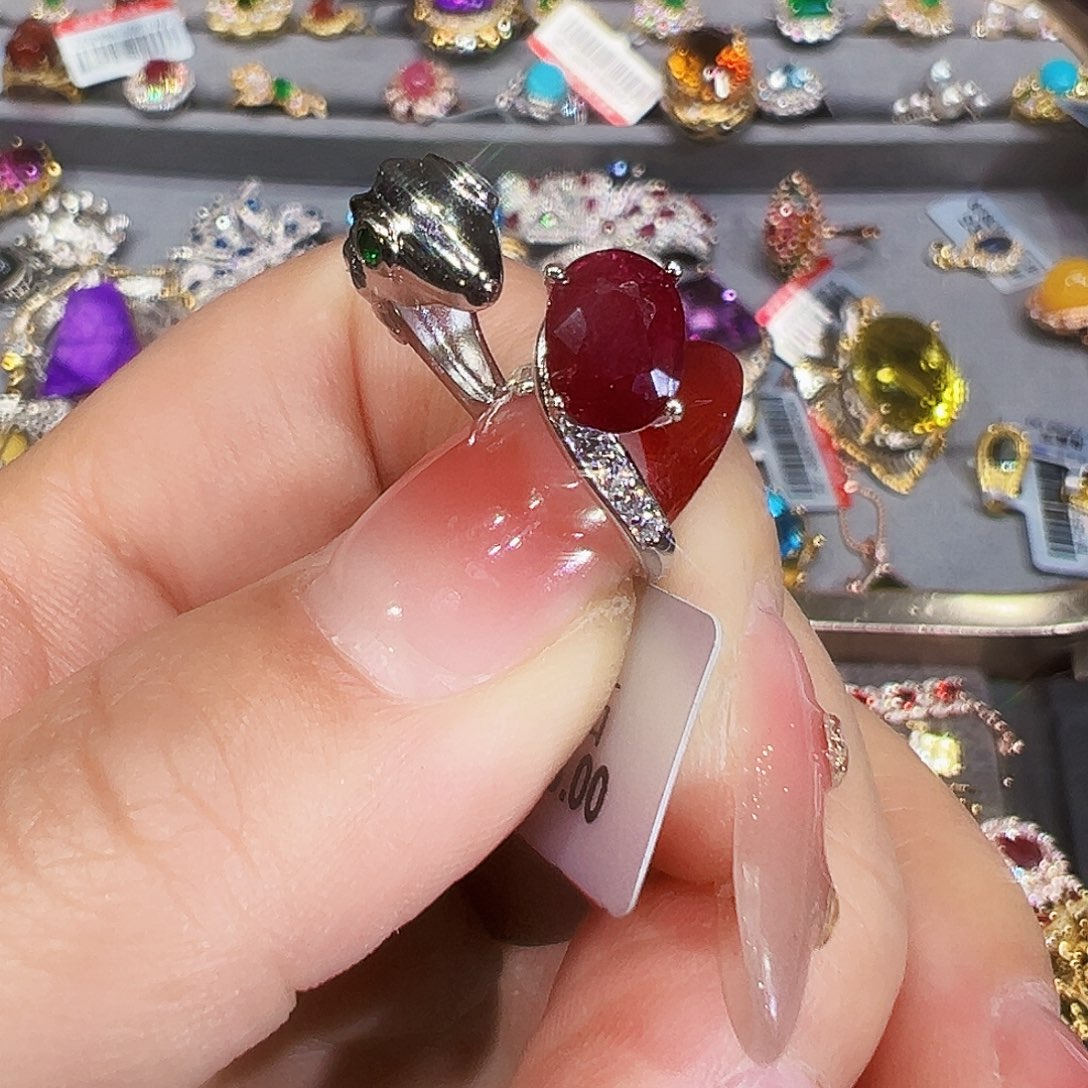 银S925镶嵌红宝石珠宝奇石