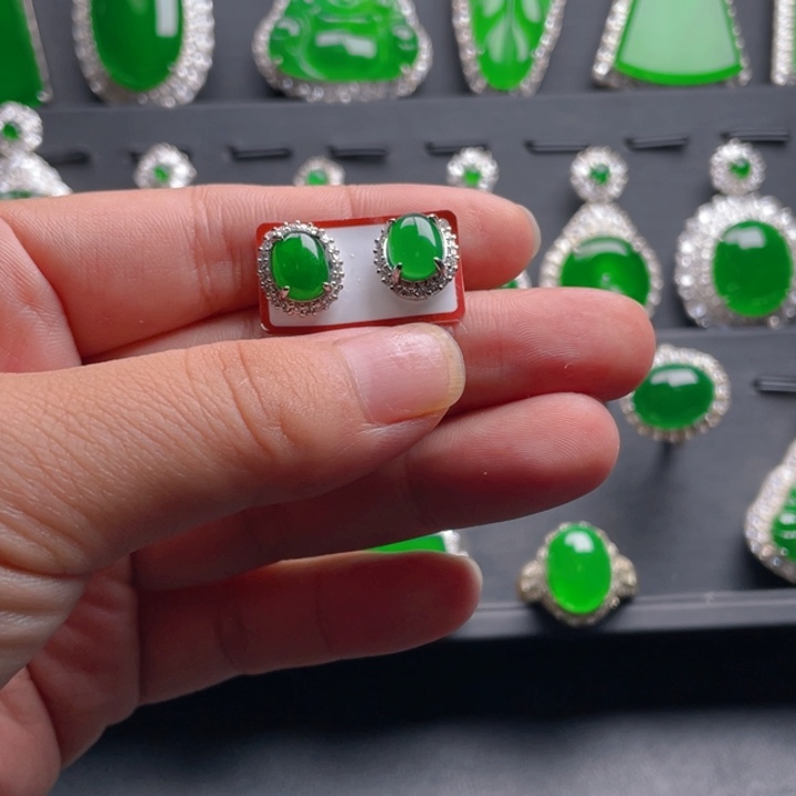 翡翠耳饰未镶嵌翡翠耳饰