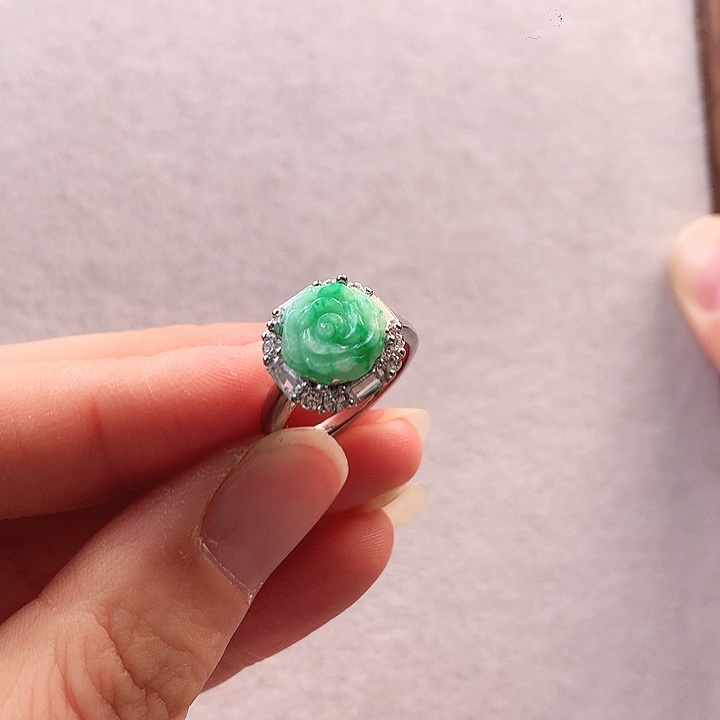 翡翠戒指银S925镶嵌戒指