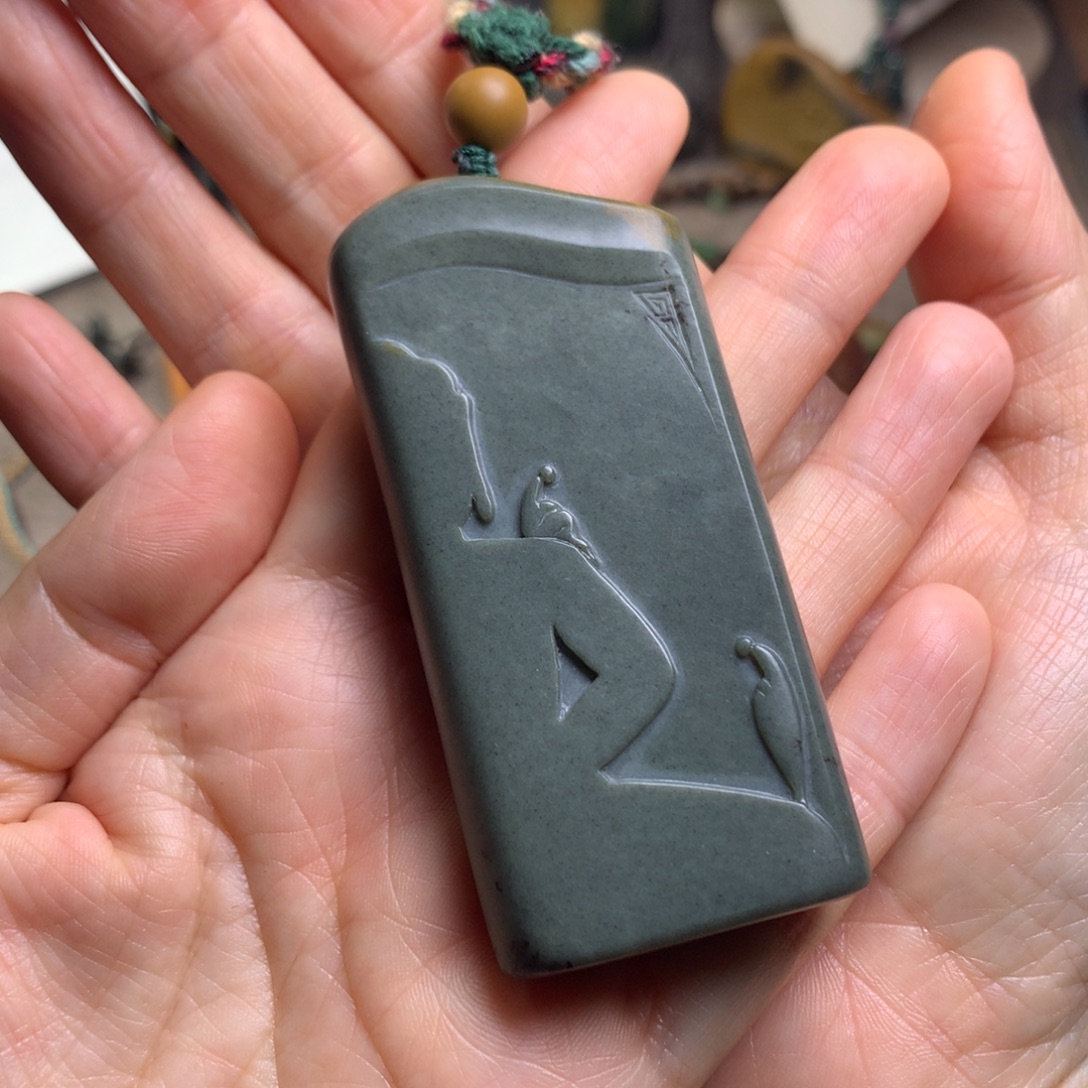 上***奇岫岩河磨玉（透闪石质玉）未镶嵌把件