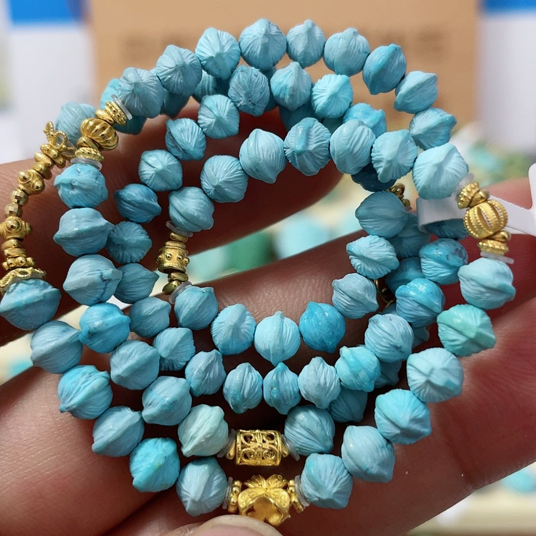 绿松石配饰18K金镶嵌