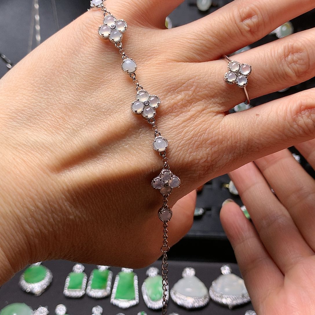 翡翠颈饰银S925镶嵌1111111