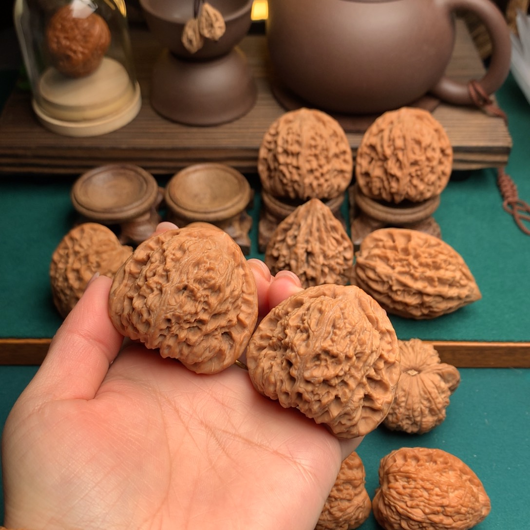 文玩核桃吊坠全品南疆42