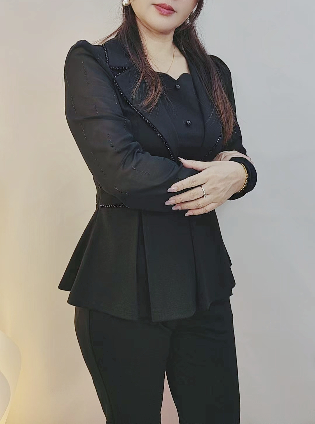 2025秋季新款气质时尚修身显瘦高级感微喇裤套装（5074）