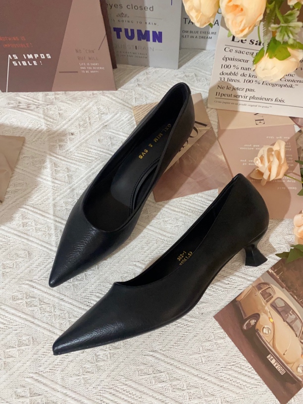 黑色哑光低跟单鞋G362-1