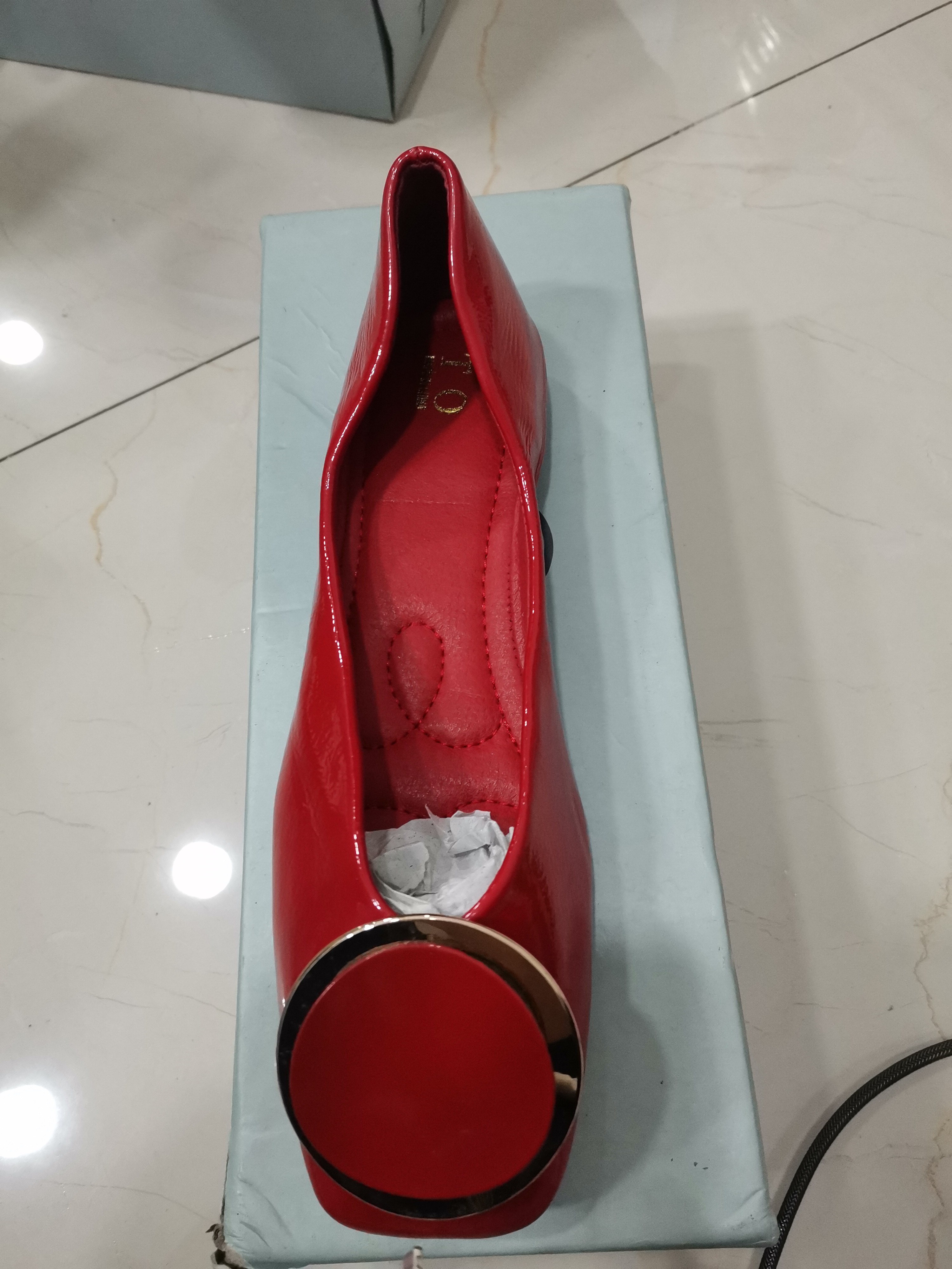 时尚断码小单鞋238   （微瑕疵）