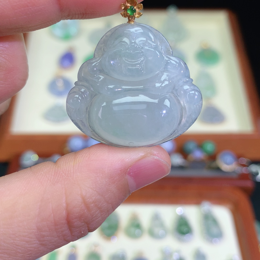 翡翠颈饰18K金镶嵌天然翡翠吊坠a货