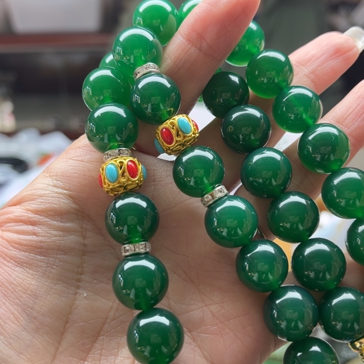 玛瑙/玉髓颈饰未镶嵌