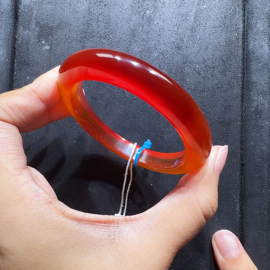 草***甜玛瑙/玉髓手串未镶嵌