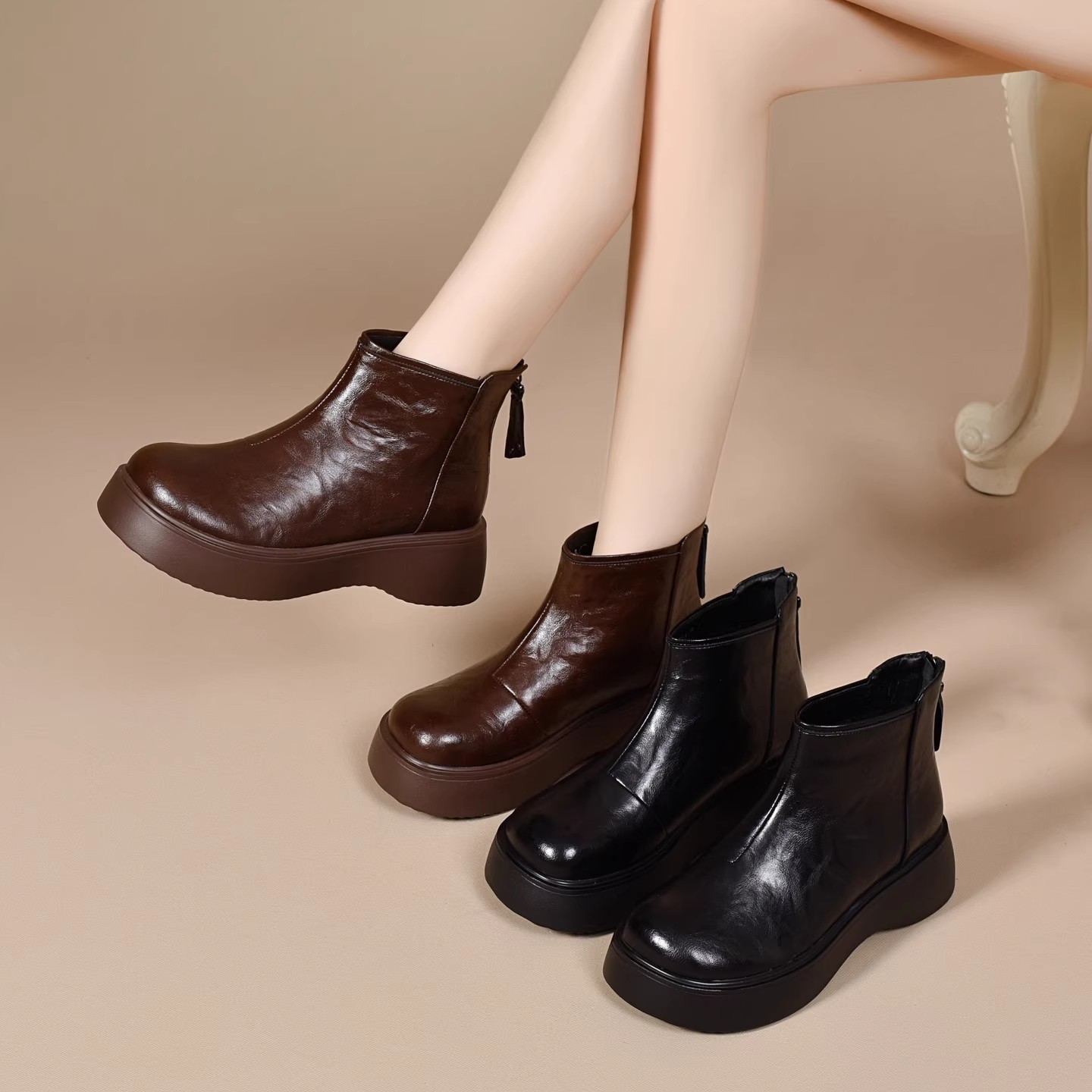 【专柜撤柜】厚底短靴女2025秋冬新款松糕底复古百搭小个子女靴加绒