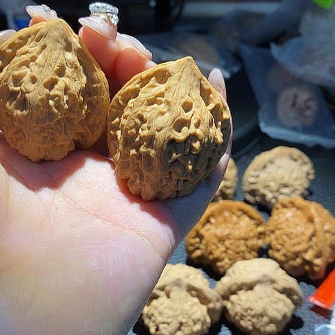 文玩核桃吊坠风**端鸡心40