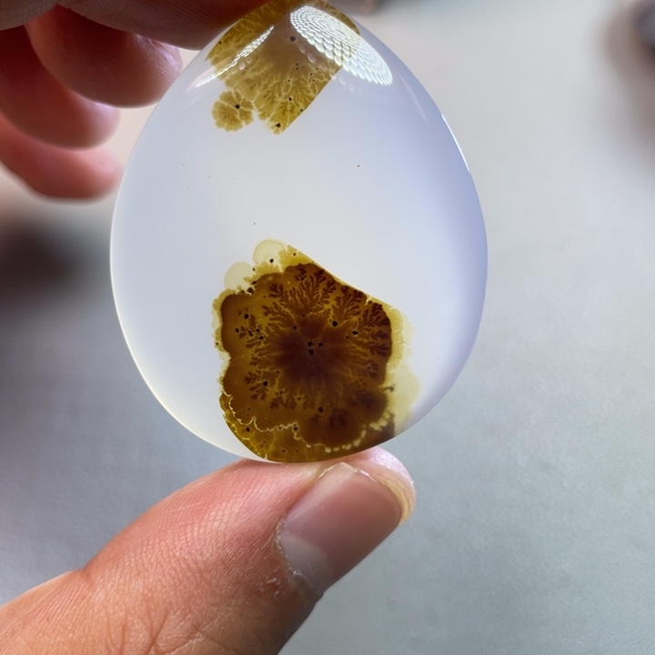 玛瑙/玉髓未镶嵌颈饰佳****伟