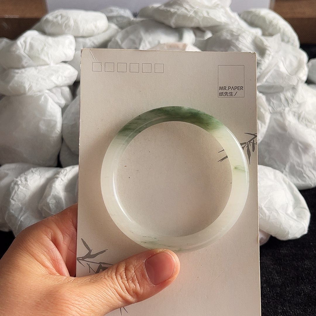 未镶嵌手镯石英质玉11