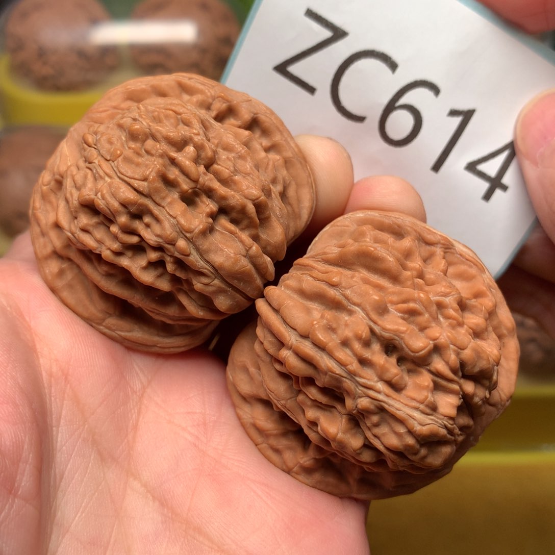 文玩核桃把件毕业汉高楼44