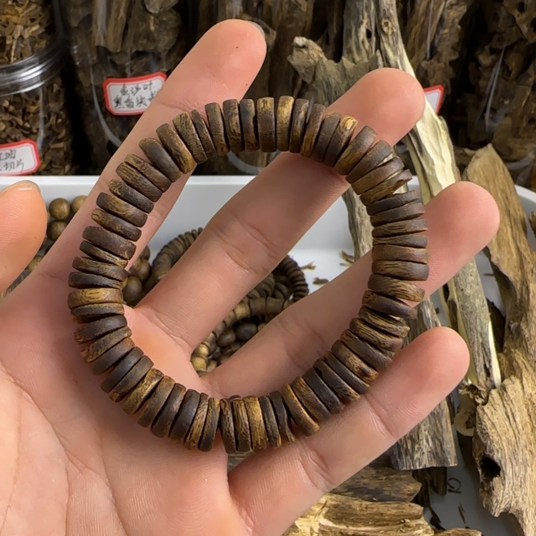 K***丫沉香碎屑沉香药片珠