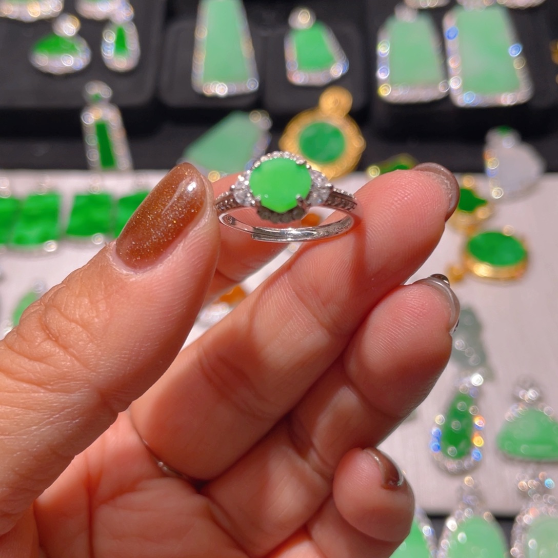 翡翠戒指银S925镶嵌精品