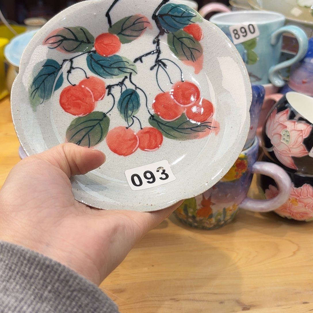 瓷片兔兔哈哈哈哈哈好