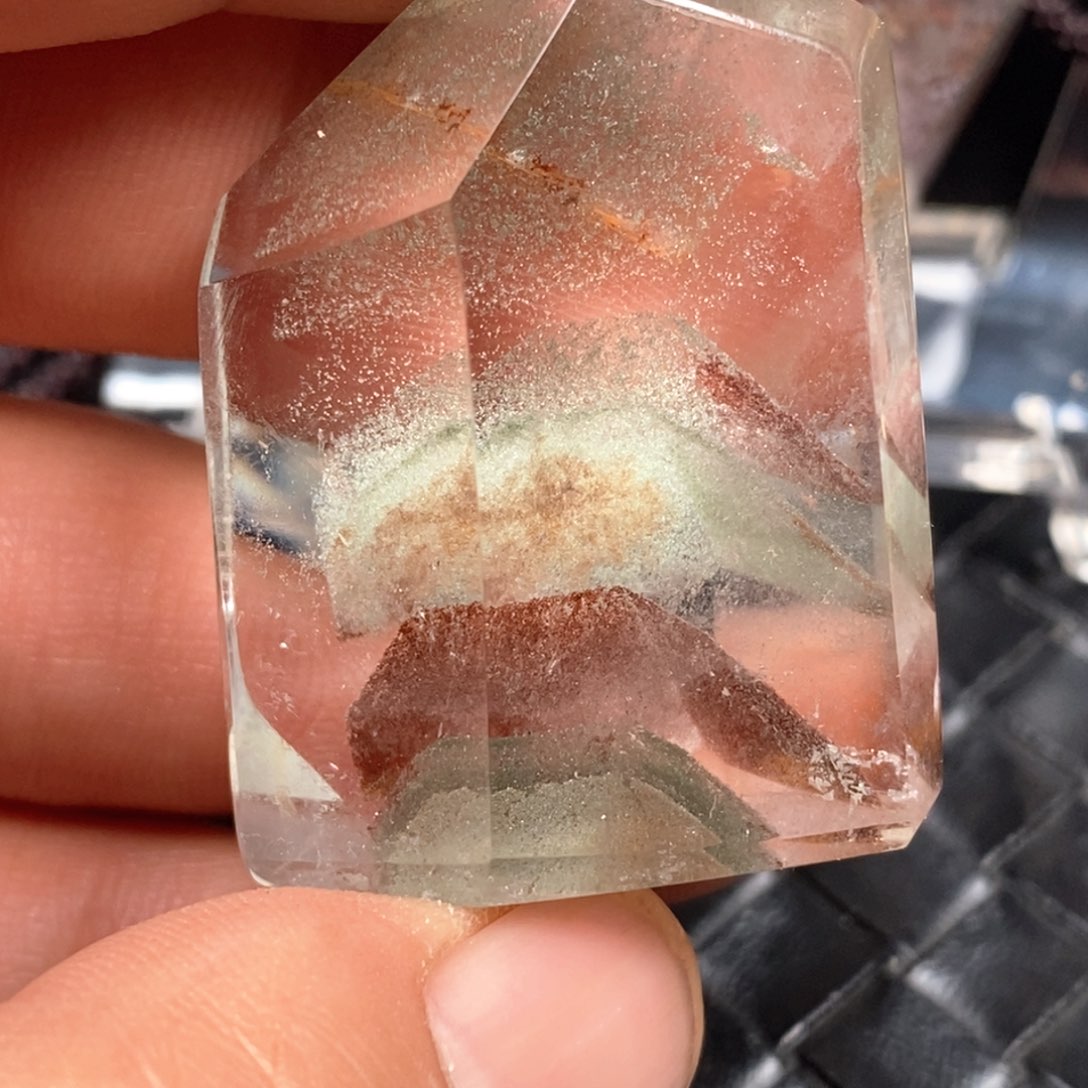 未镶嵌颈饰水晶水晶