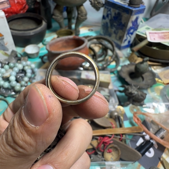 翱***空铜铁合金类废旧金属制品