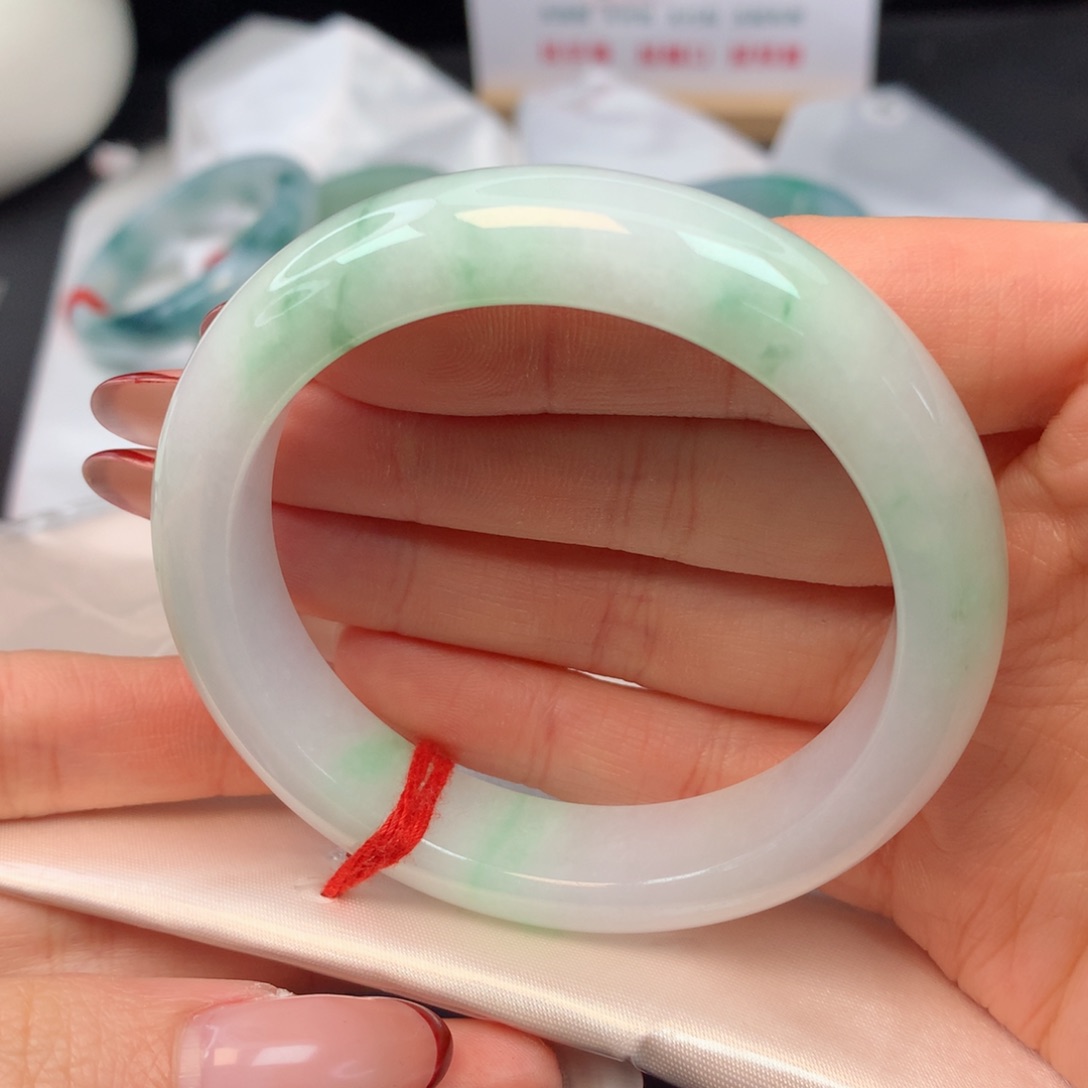 翡翠手镯未镶嵌55正圈