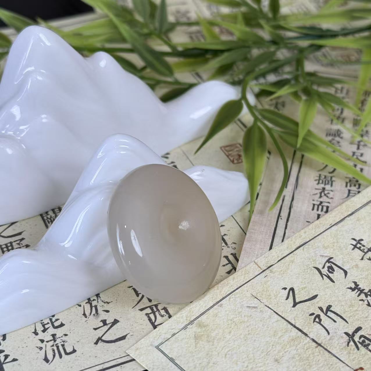 玛瑙水滴吊坠平安扣无事牌镯芯气质百搭时尚