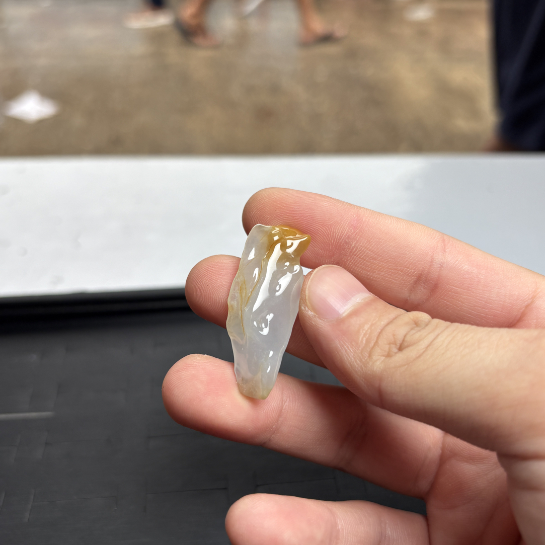 天然a货翡翠，随形材料