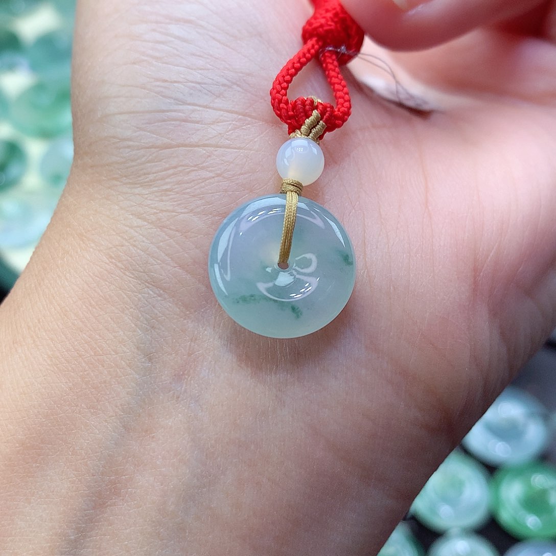 翡翠颈饰未镶嵌盛****^尺寸15.8-5.0