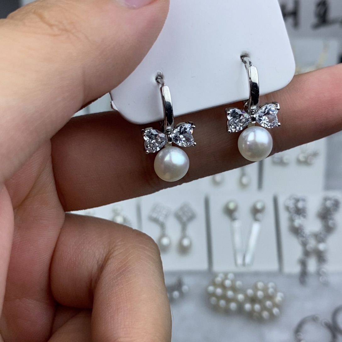 未镶嵌淡水珍珠耳饰