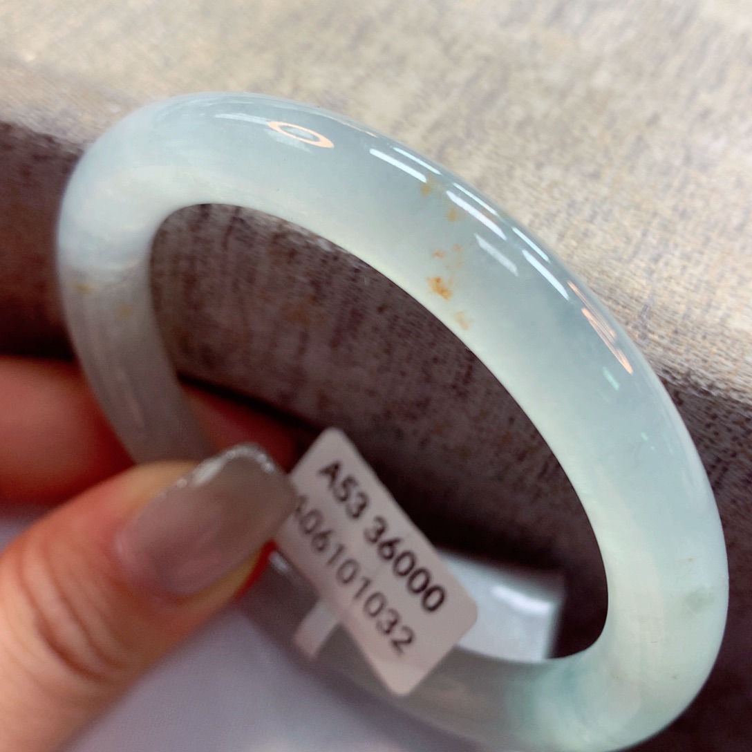 翡翠手镯未镶嵌53圆41号88