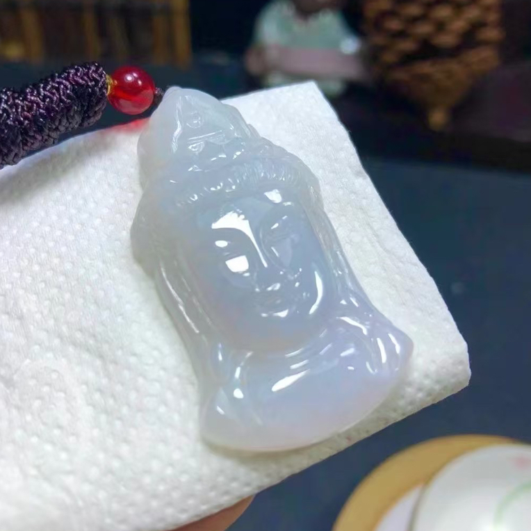 翡翠A货观音吊坠
