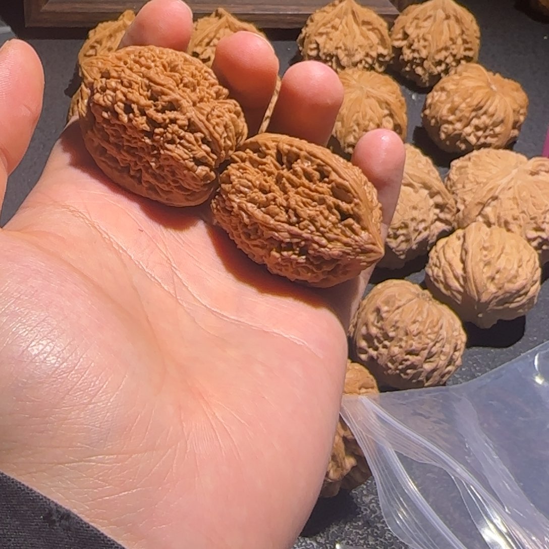 红***头吊坠文玩核桃35蒜头