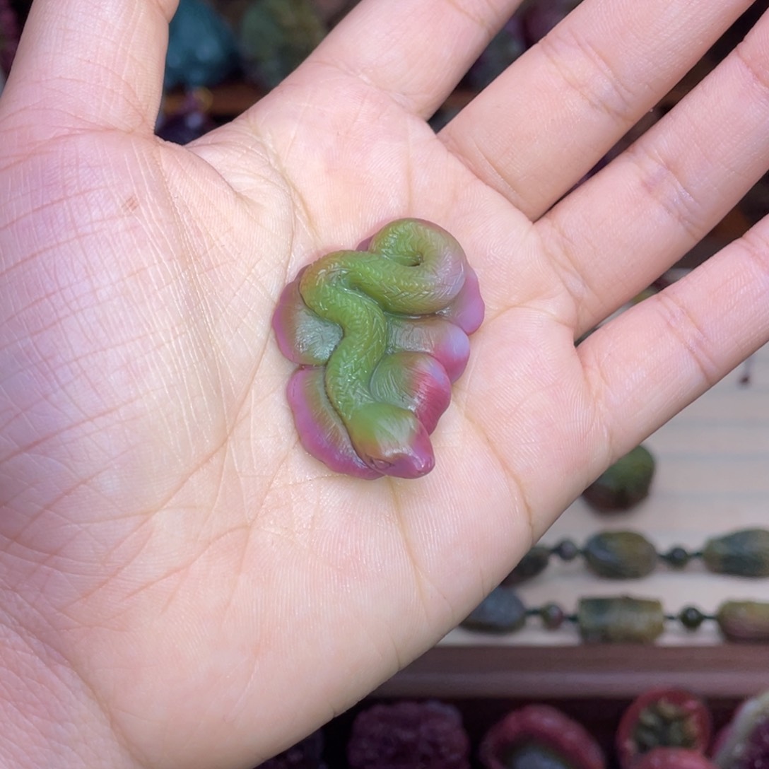 玛瑙/玉髓珠宝半成品未镶嵌北***北盐源玛瑙蛇