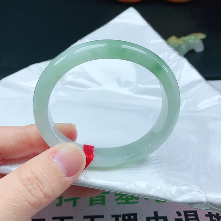 【闪购商品】翡翠手镯未镶嵌天然翡翠手镯