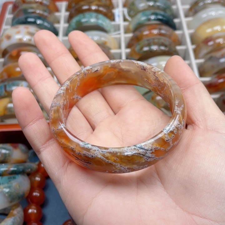 【闪购商品】玛瑙/玉髓手镯未镶嵌、**初61