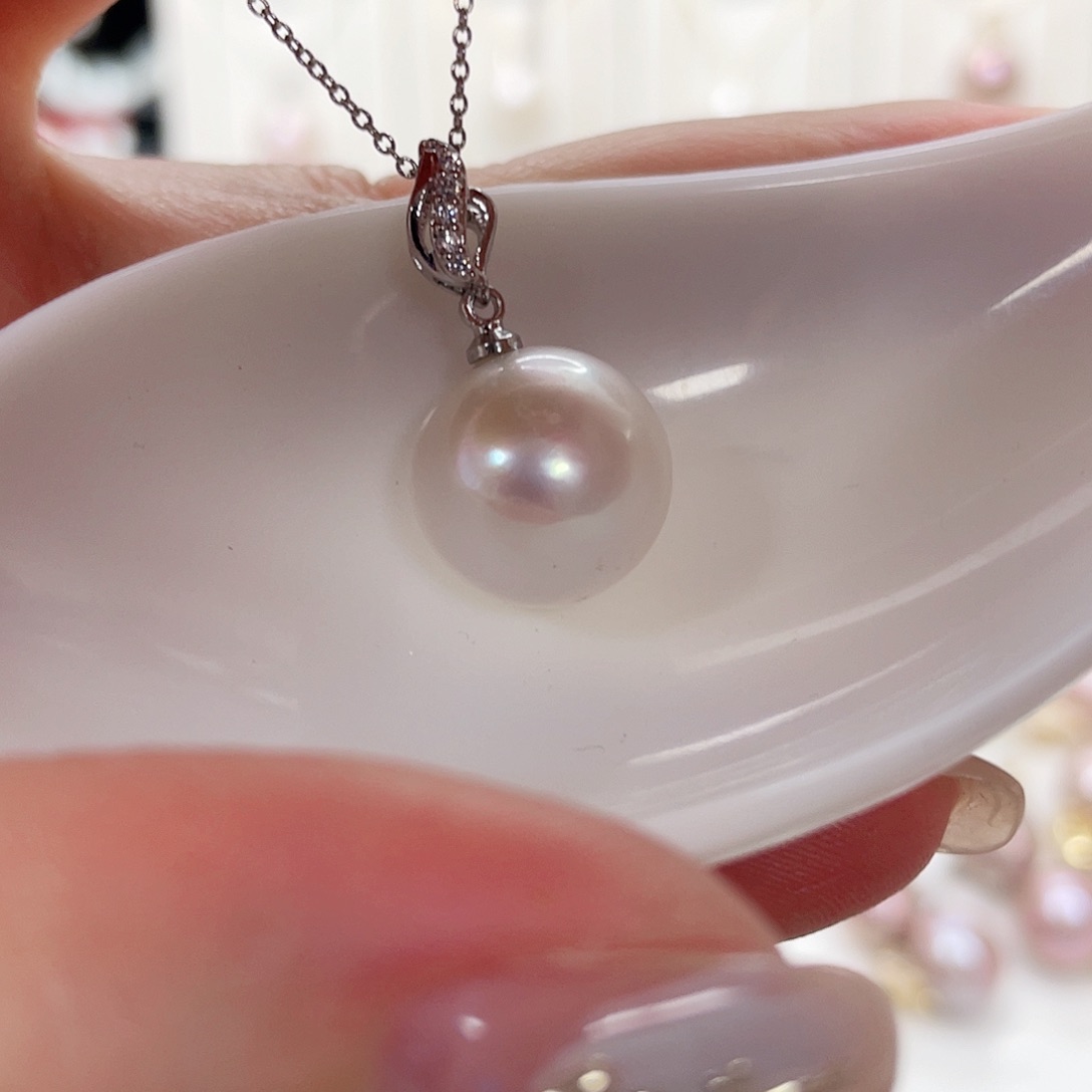 淡水珍珠未镶嵌吊坠(赠链)