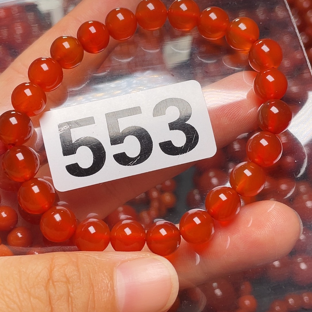 恨****南红玛瑙未镶嵌手链