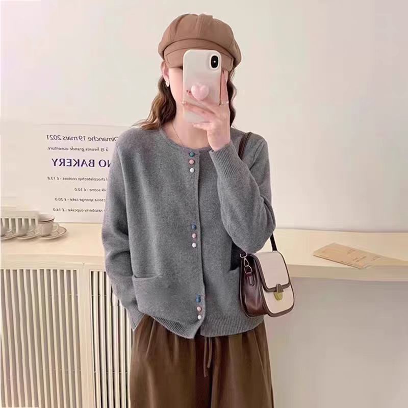 【彩豆】秋装2025新款时尚洋气高级感慵懒毛衣外套女针织开衫爆款