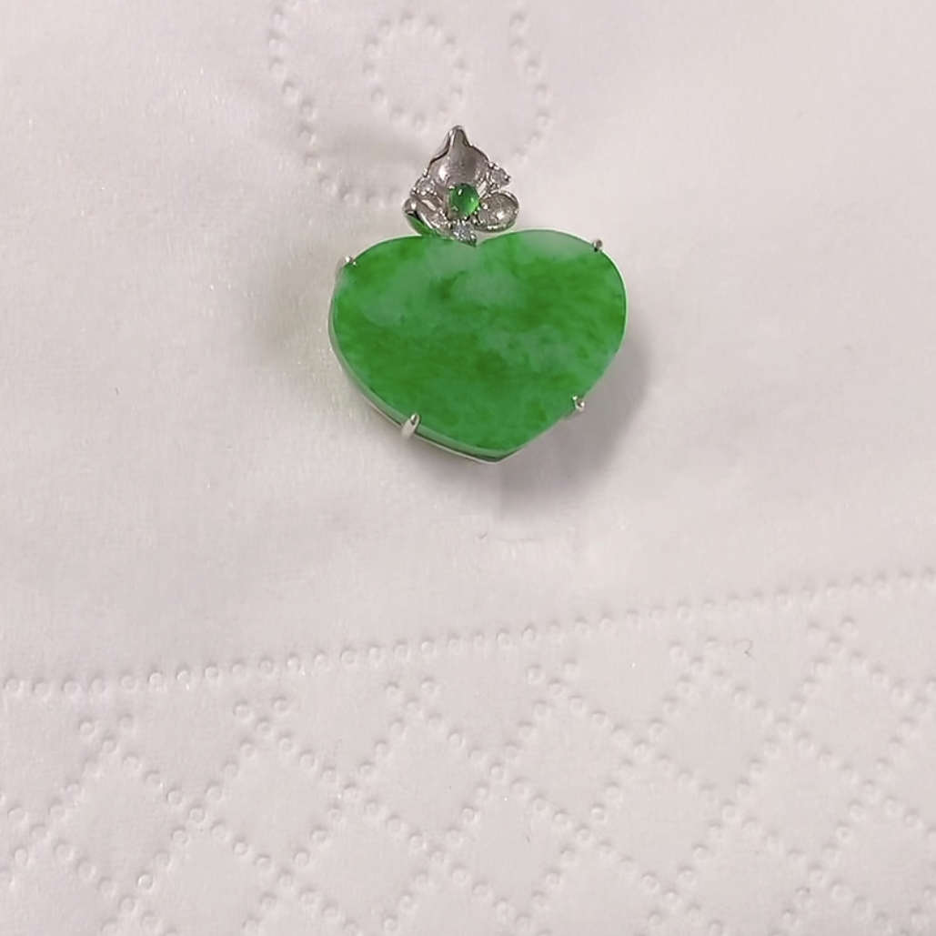 【瑜德翡翠】天然缅甸A货翡翠18k金镶嵌爱心