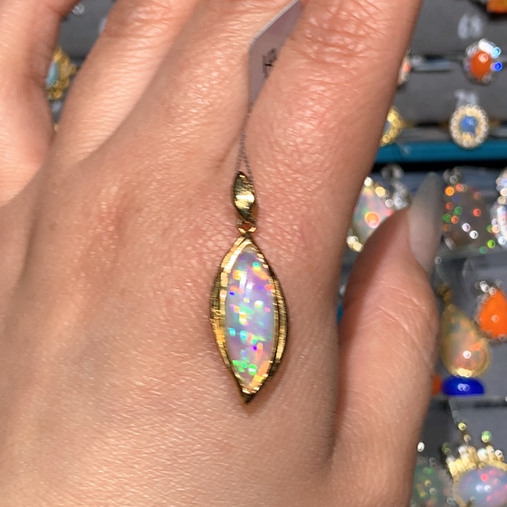 欧泊银S925镶嵌福利吊坠小**淅