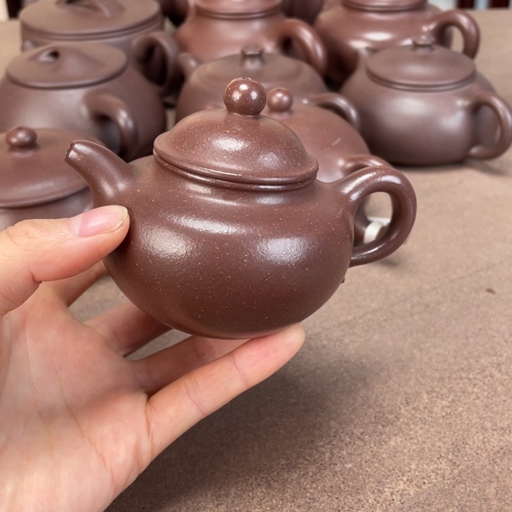 底槽青茶壶华****品莲子120毫升