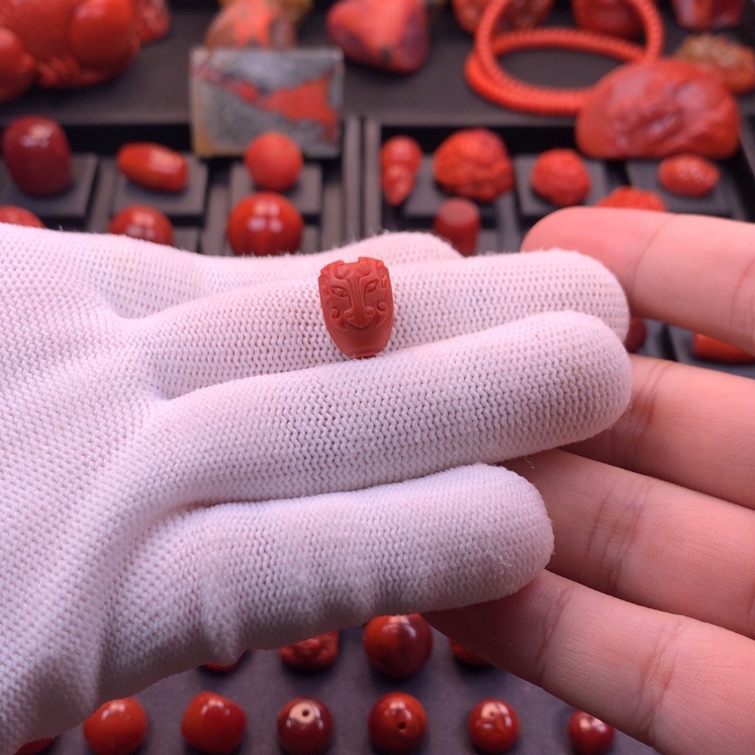 南红玛瑙未镶嵌精工雕刻柿子红兽面三通10.5mm点关注赠塔头