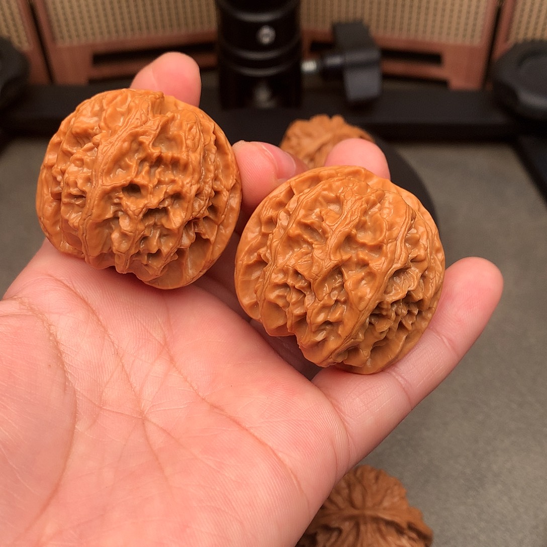 文玩核桃吊坠56号苹果园40