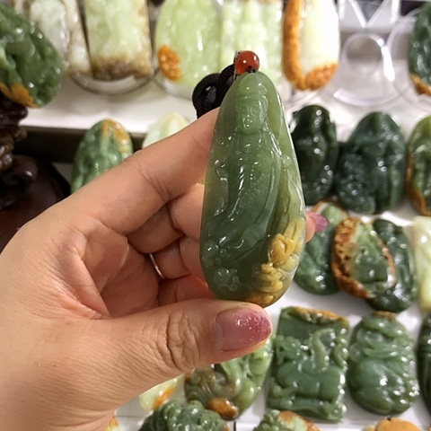 岫岩河磨玉（透闪石质玉）吊坠未镶嵌～****～