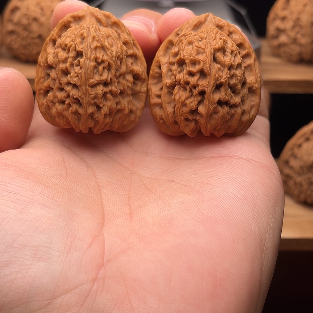 文玩核桃吊坠36毕业高炮