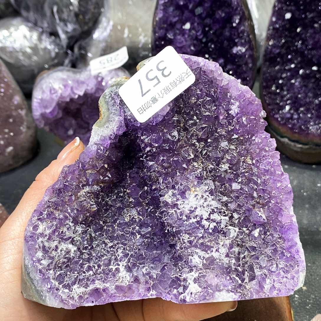 水晶大型摆件（非配饰）未镶嵌