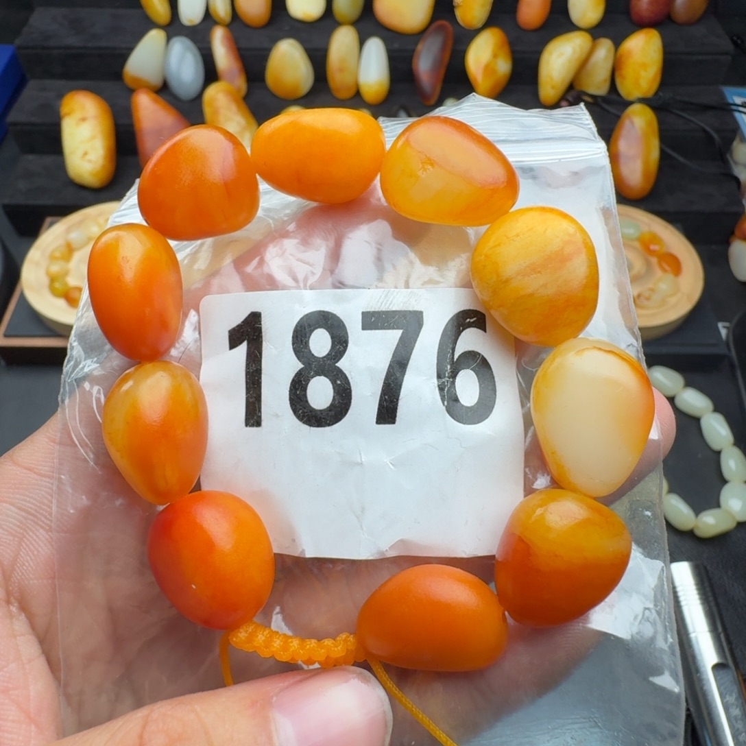 和田玉未镶嵌手串