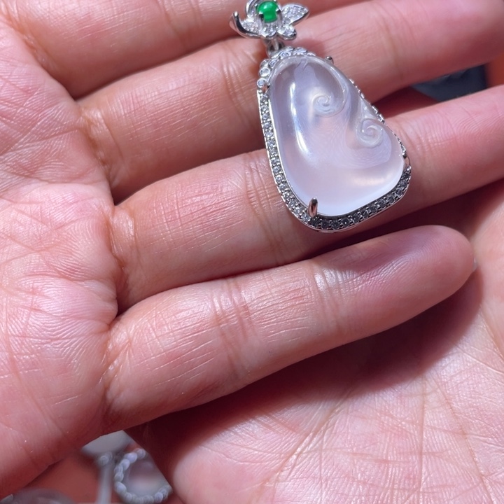 石英质玉银S925镶嵌颈饰