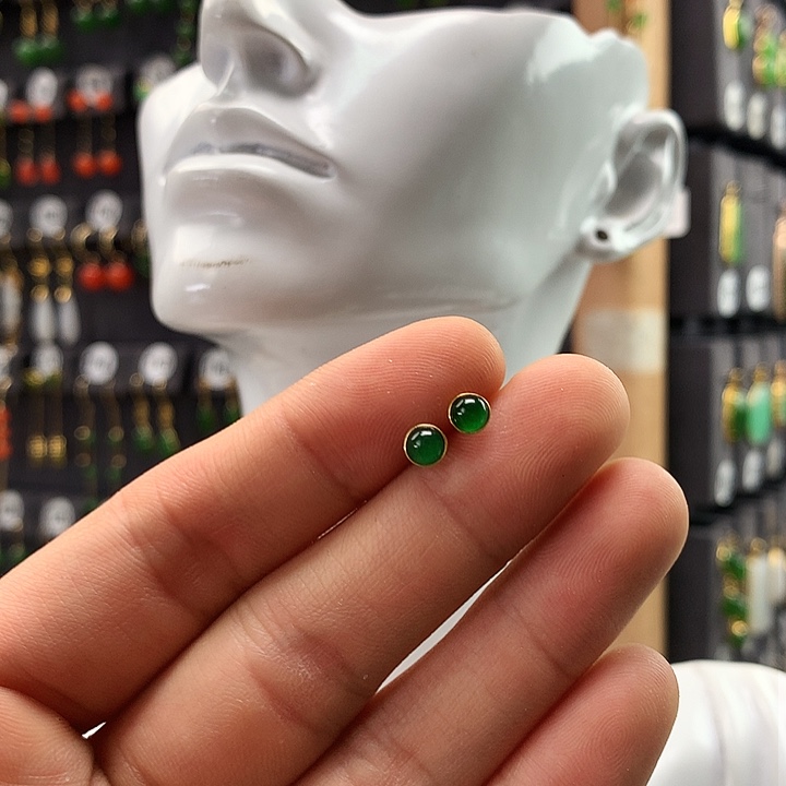 翡翠耳饰18K金镶嵌耳饰